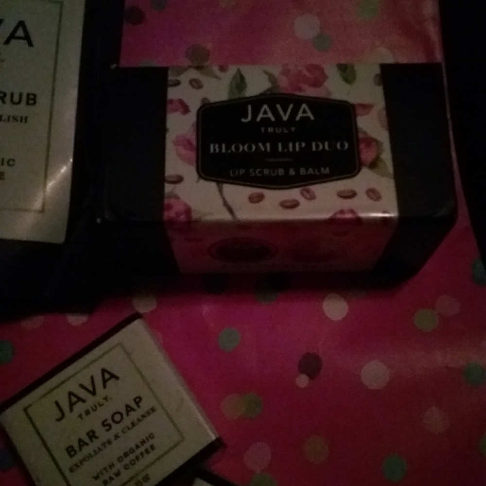 Java face products - Picture 3 of 3